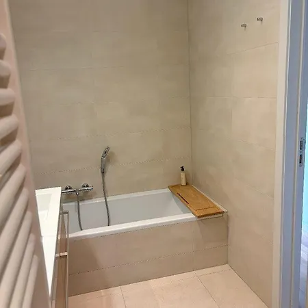 Bayaux Centrum Apartment *